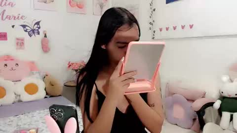 Snapshot of ts_vexana chatting on February 2026 11:28:02 AM Dhalia online show from February 2026 11:28:02 AM