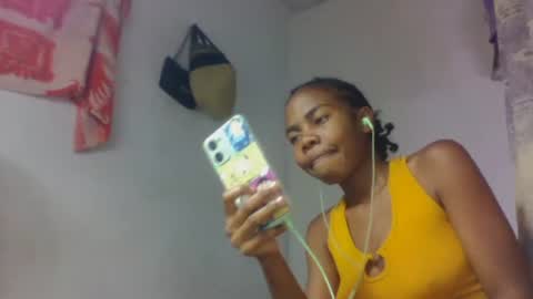 Snapshot of tsaraflorida chatting on November 2025 11:31:02 AM tsaraflorida online show from November 2025 11:31:02 AM