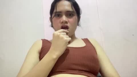 Bella Tralala online show from December 2025 05:32:01 PM