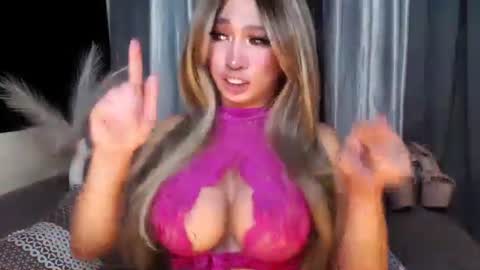 Cassie online show from September 2025 02:31:01 PM