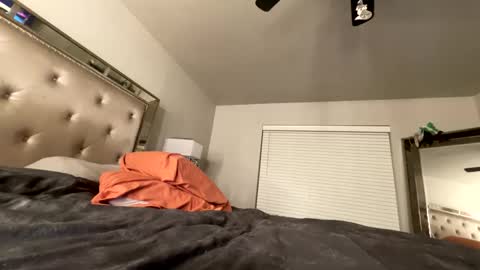 tsfoxx online show from February 2025 05:09:02 AM