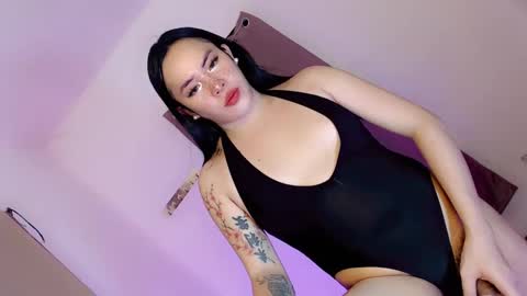 Julian online show from December 2024 06:43:01 PM