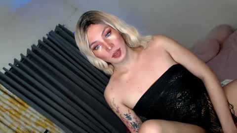 Snapshot of tsgirl_julian69 chatting on May 2026 08:16:01 PM Julian online show from May 2026 08:16:01 PM