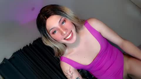 Snapshot of tsgirl_julian69 chatting on July 2026 08:14:01 PM Julian online show from July 2026 08:14:01 PM