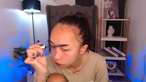 tskitty_girl online show from October 2025 02:45:02 AM