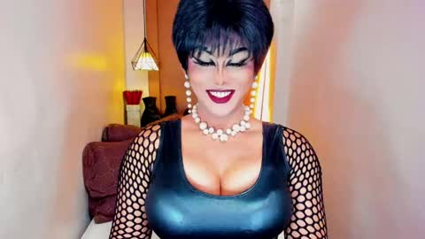 Snapshot of tsmamahmerslove chatting on April 2026 09:39:33 PM Nicoleeee online show from April 2026 09:39:33 PM