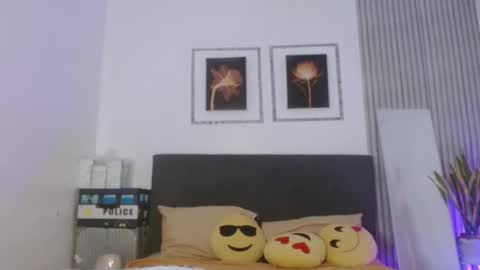 Snapshot of tsnathaliasilvana chatting on January 2025 10:38:02 AM Bella Ratbu online show from January 2025 10:38:02 AM