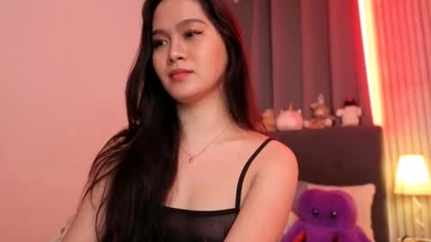 Snapshot of tsnathaliasilvana chatting on September 2025 05:56:02 PM Bella Ratbu online show from September 2025 05:56:02 PM