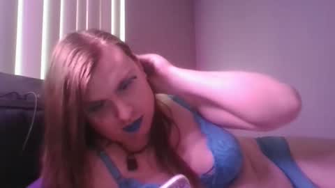 Snapshot of tsphoenixevelyn chatting on June 2026 11:40:01 PM TSPhoenixEvelyn online show from June 2026 11:40:01 PM