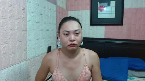 Snapshot of tssimplycutiets chatting on May 2026 10:44:02 AM Kirei online show from May 2026 10:44:02 AM