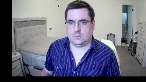 Snapshot of tstwbtsb chatting on April 2026 07:53:01 PM tstwbtsb online show from April 2026 07:53:01 PM