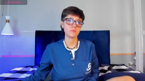 Maru online show from November 2025 08:27:02 PM