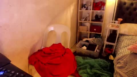 Frankie online show from February 2025 04:46:02 AM