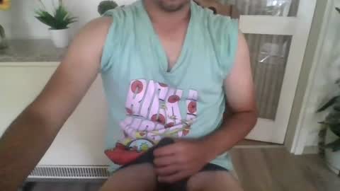 Snapshot of ttheman99 chatting on July 2026 12:29:01 PM ttheman99 online show from July 2026 12:29:01 PM