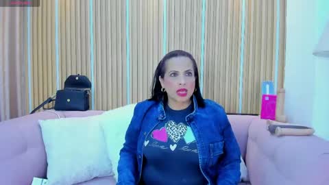 Snapshot of tugochita chatting on May 2026 01:18:02 PM TuGochita online show from May 2026 01:18:02 PM