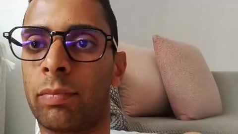 TunisienSexyGuy online show from April 2026 01:14:02 PM
