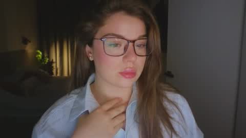 Ariana online show from November 2025 09:24:01 PM