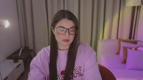Snapshot of tutti_frutti_ chatting on February 2026 09:32:01 PM Ariana online show from February 2026 09:32:01 PM