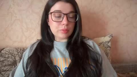 Snapshot of tutti_frutti_ chatting on May 2026 06:32:01 AM Ariana online show from May 2026 06:32:01 AM