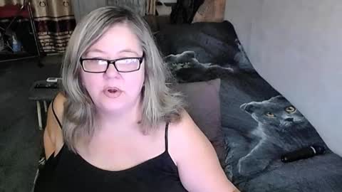 Lana online show from November 2025 11:25:02 PM