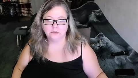 Lana online show from February 2026 09:51:02 PM