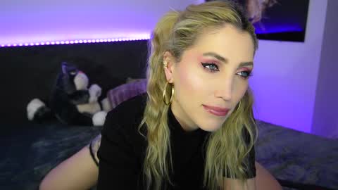 MayCarrey online show from December 2024 10:25:02 PM