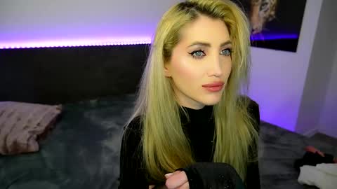 MayCarrey online show from February 2025 04:35:01 AM