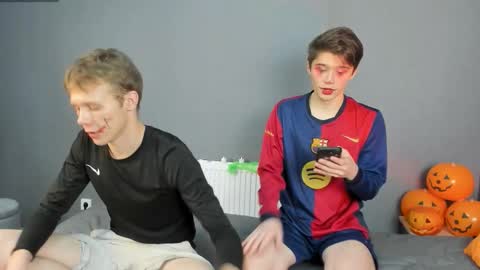 Angus online show from November 2025 10:45:02 PM