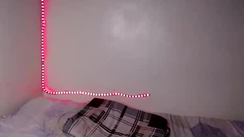 Twillight online show from November 2025 08:46:02 AM