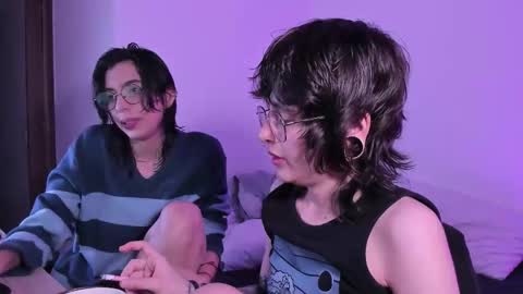 Eve  Lili online show from October 2025 11:39:02 PM