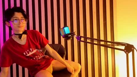 Snapshot of twink_sebas7 chatting on May 2026 12:10:01 PM Sebastin online show from May 2026 12:10:01 PM