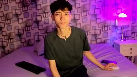 Snapshot of twink_sebas7 chatting on May 2026 12:12:01 PM Sebastin online show from May 2026 12:12:01 PM