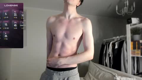 Snapshot of twinkie_twink chatting on January 2025 02:22:02 AM Andy online show from January 2025 02:22:02 AM