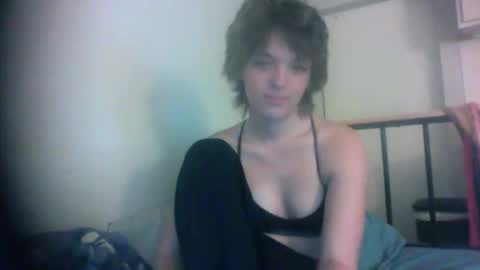 twinkl3toz3 online show from April 2026 01:56:02 AM