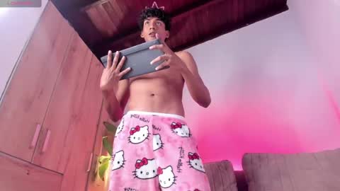 Snapshot of twinksboys_23 chatting on October 2025 01:51:01 PM twinksboys_23 online show from October 2025 01:51:01 PM