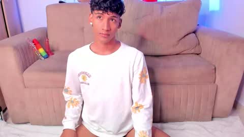 Snapshot of twinksboys_23 chatting on January 2026 06:00:02 PM twinksboys_23 online show from January 2026 06:00:02 PM