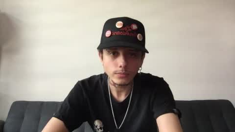 Derrick online show from May 2026 06:13:02 PM