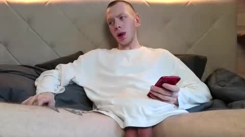 TwinkyBoyxq online show from January 2026 11:15:01 AM