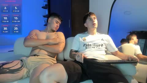 Snapshot of twintease chatting on November 2025 11:33:02 AM twintease online show from November 2025 11:33:02 AM