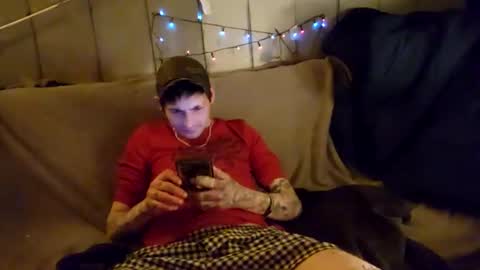 Snapshot of twistedblizzy chatting on December 2024 04:19:01 PM TwistedBlizzy online show from December 2024 04:19:01 PM