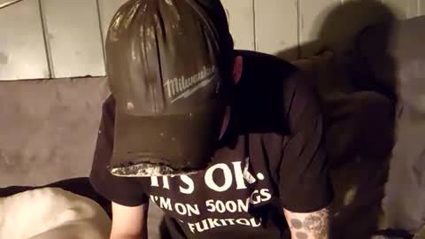 Snapshot of twistedblizzy chatting on January 2025 04:05:01 PM TwistedBlizzy online show from January 2025 04:05:01 PM