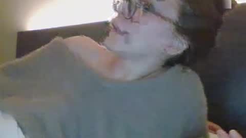 Snapshot of twizzytoxic22 chatting on July 2026 04:17:02 AM twizzytoxic22 online show from July 2026 04:17:02 AM
