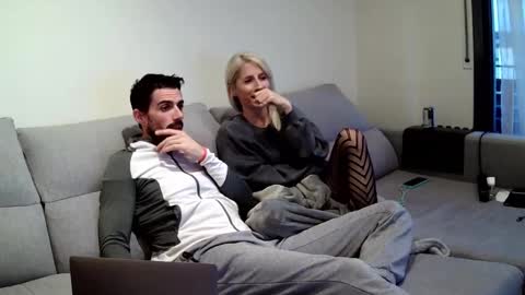 two_hot_to_handle online show from January 2026 04:43:02 PM