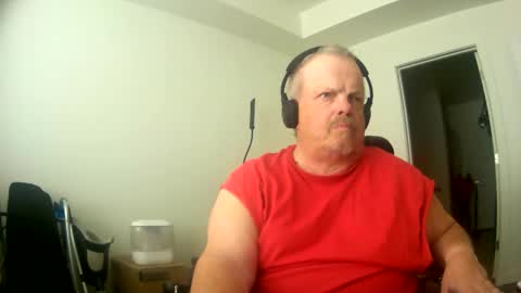 two_wheels_two_balls online show from February 2026 07:45:01 PM