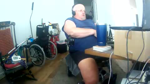 two_wheels_two_balls online show from June 2026 04:12:01 PM