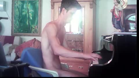 TobeBritta online show from November 2025 03:38:02 PM