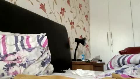 Twoheaven online show from December 2025 01:17:04 PM