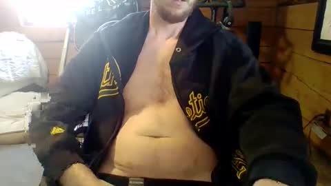 twootall online show from February 2025 05:21:01 PM