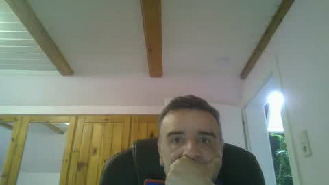 twoperes online show from May 2026 05:26:02 AM