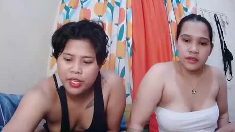 Lyn and lea online show from February 2025 07:42:02 AM